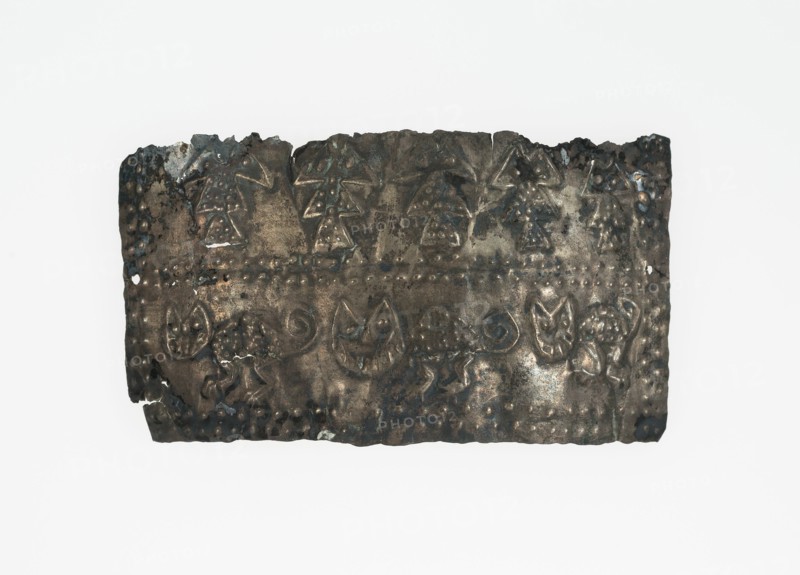 Fragment of a Band with Raised Relief Depicting Felines and Fish, c. A.D. 1000/1470.
