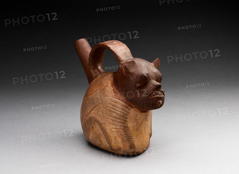 Single Spout Bottle in the form of a Animal with Lined Skin, A.D. 1000/1476.