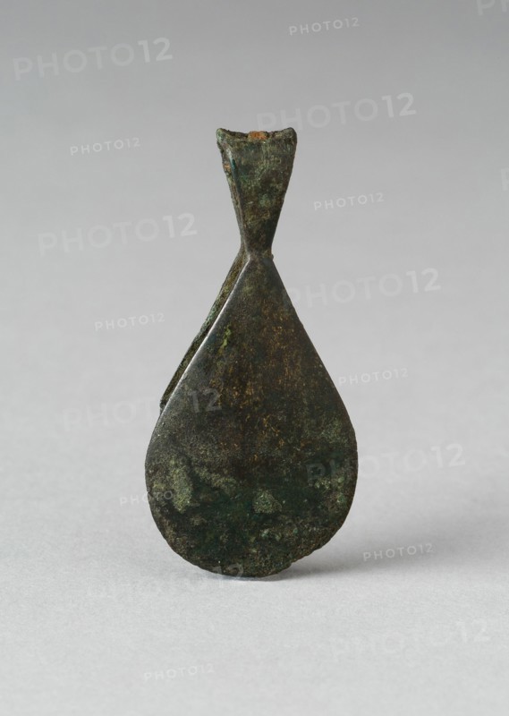 Oval-shaped Tweezers, Probably A.D. 1000/1400.