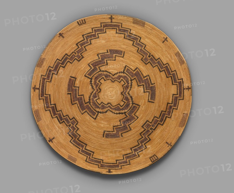 Polychrome Gambling Tray, 1890/1900. Yokuts, Central California.