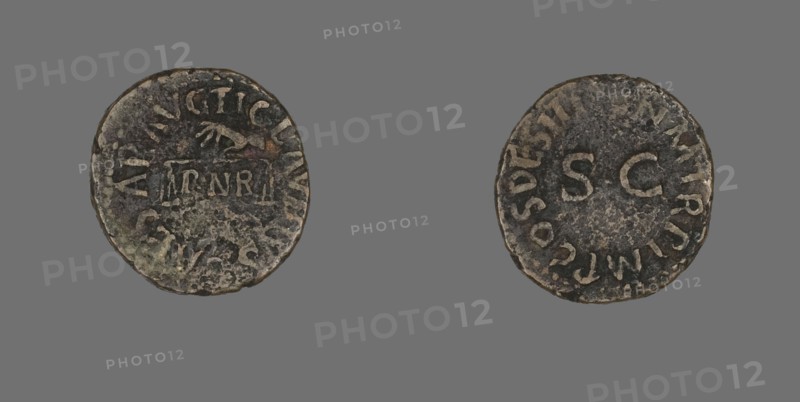 Coin Depicting Hand with Scales, 41-54.