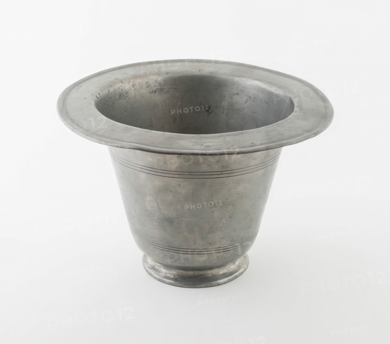 Commode Pot, England, c. 1780. Creator: Birch and Villers (John Birch and William Villers).