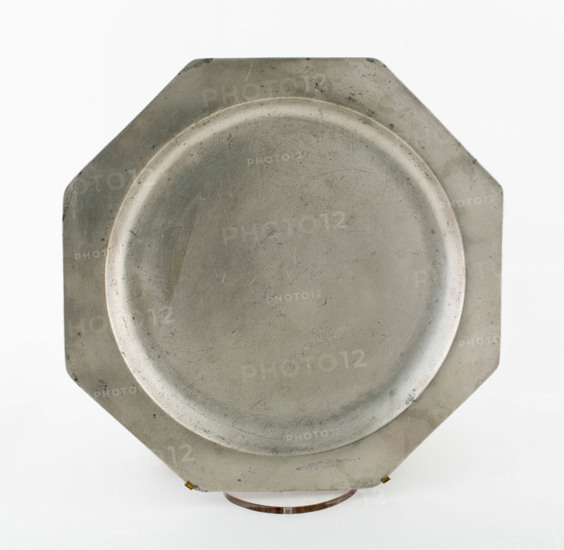 Platter, England, 1730/60. Creator: Thomas Bacon.