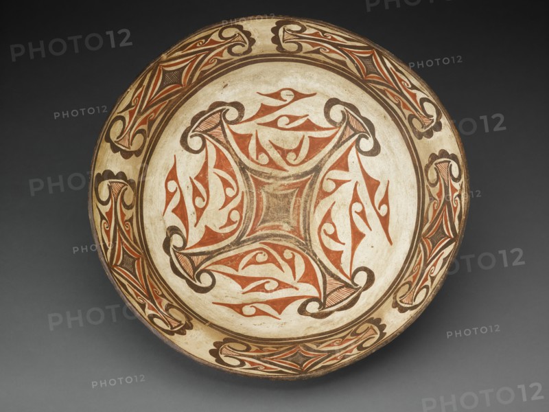 Polychrome Bowl, c. 1890. Creator: We'wah.