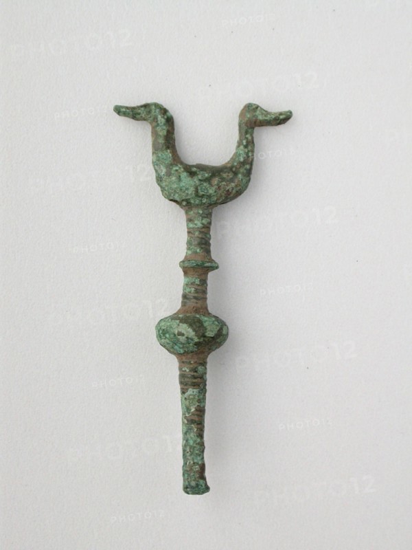 Double Birds on Knobbed Pole, Geometric Period (800-600 BCE). Creator: Unknown.