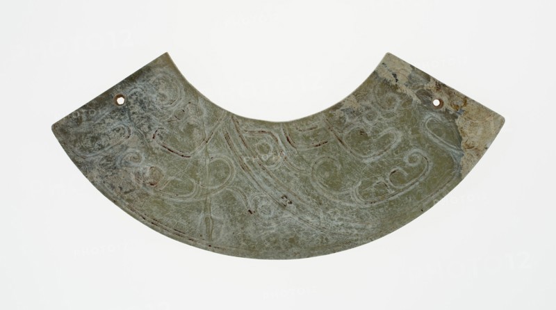 Arc-shaped pendant (huang), Western Zhou period, c. 10th century B.C. Creator: Unknown.