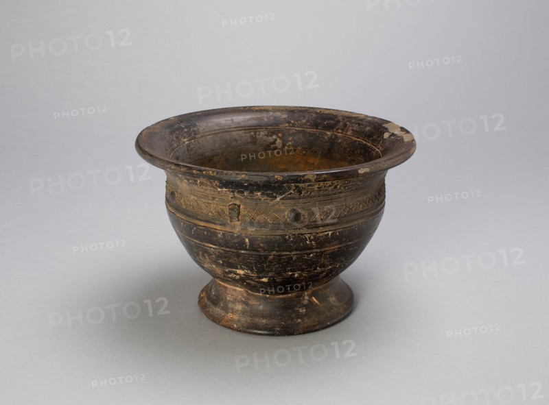 Footed Bowl, Western Zhou dynasty (c. 1050-771 B.C.), c. 10th century B.C. Creator: Unknown.