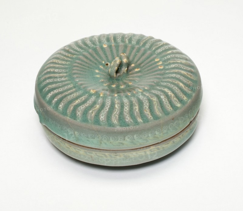 Covered Cosmetic Box in the Form of Chrysanthemum Flower, Korea, Goryeo dynasty, late 13th cent. Creator: Unknown.