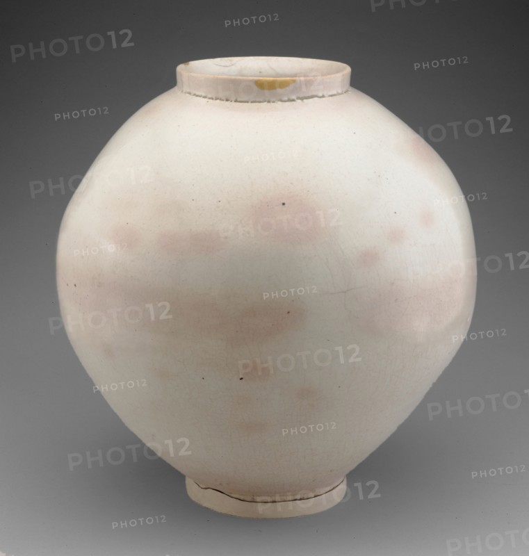 Moon Jar, Korea, Joseon dynasty (1392-1910), 17th century. Creator: Unknown.