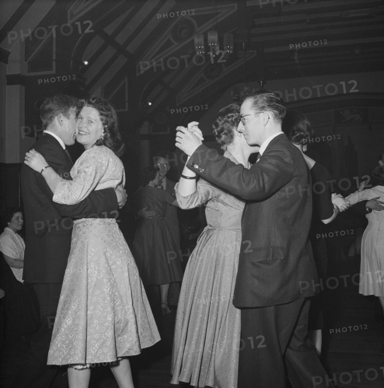 Edgware, Barnet, London, 06/03/1959. Creator: John Laing plc.