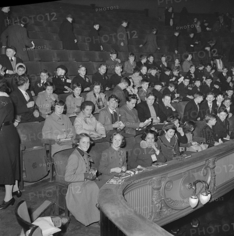 Golders Green Hippodrome, North End Road, Golders Green, Barnet, London, 03/01/1959. Creator: John Laing plc.