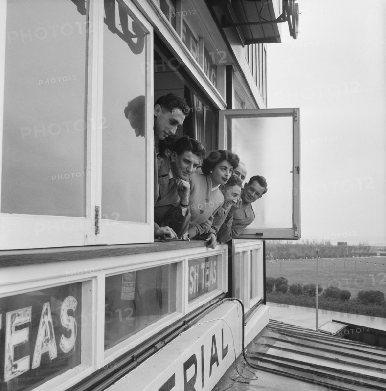 Imperial Cafe, Skegness, Skegness, East Lindsey, Lincolnshire, 22/05/1954. Creator: John Laing plc.