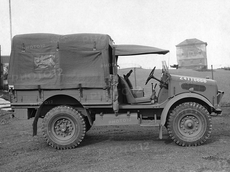 1940 Bedford MWT 15cwt gun tractor. Creator: Unknown.