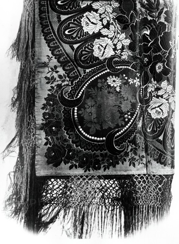 Shawl, England, 1865/70.