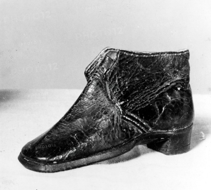 Doll's Shoe, England, 1870.