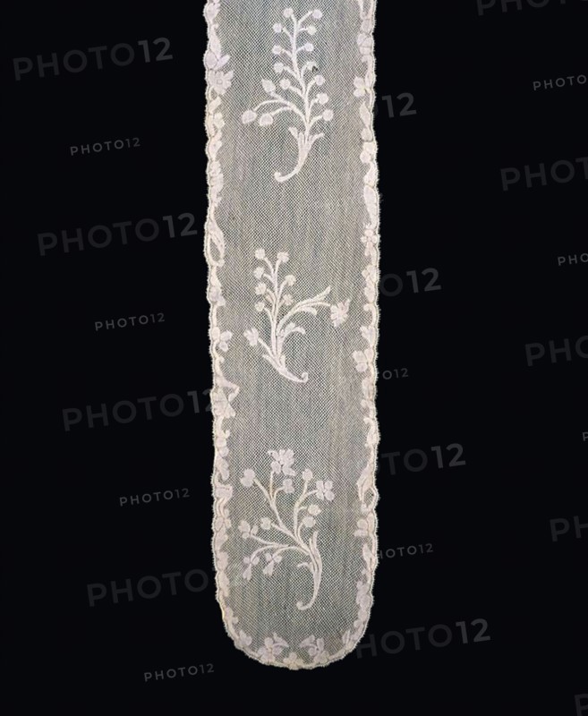 Pair of Lappets (Joined), Valenciennes, 1775/85.