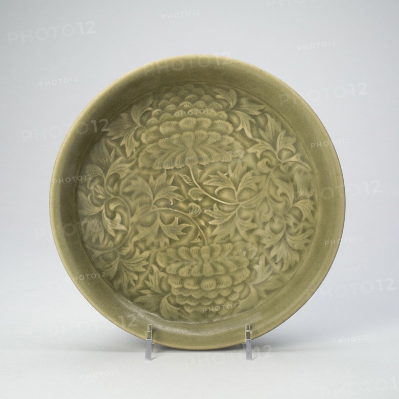 Dish with Peony Scroll, Jin dynasty, (1115-1234), early 12th century.