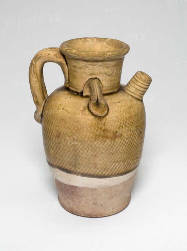 Spouted Ewer, Early Northern Song dynasty (960-1127).