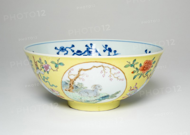 Bowl with Six Goats, Qing dynasty (1644-1911), Daoquang reign mark and period (1821-1850).
