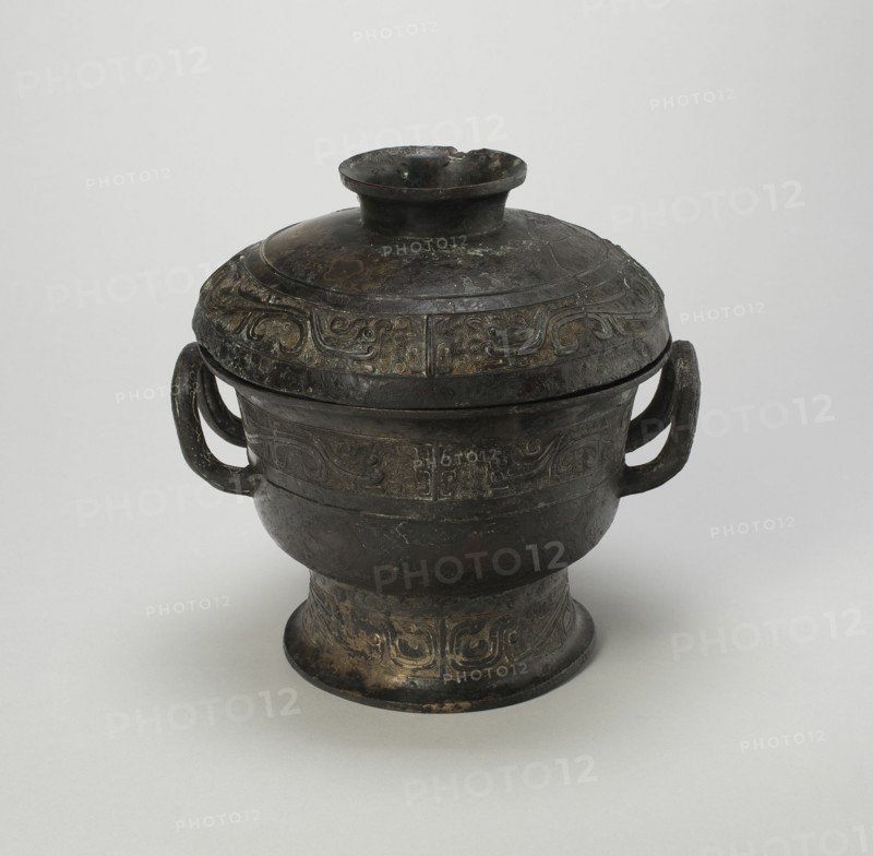 Covered Food Container, Western Zhou dynasty ( 1046-771 BC ), mid-10th century BC.