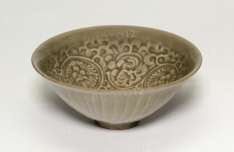 Bowl with Peonies, Song dynasty (960-1279).