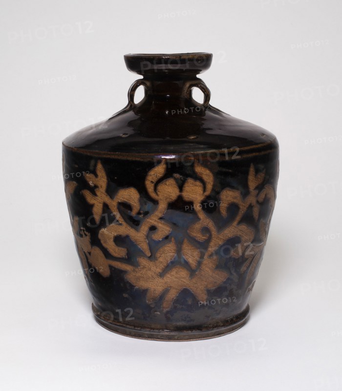High Shouldered Jar with Loop Handles and Reserved Decoration of Stylized Floral Decor, Song dynasty (960-1279) or later.