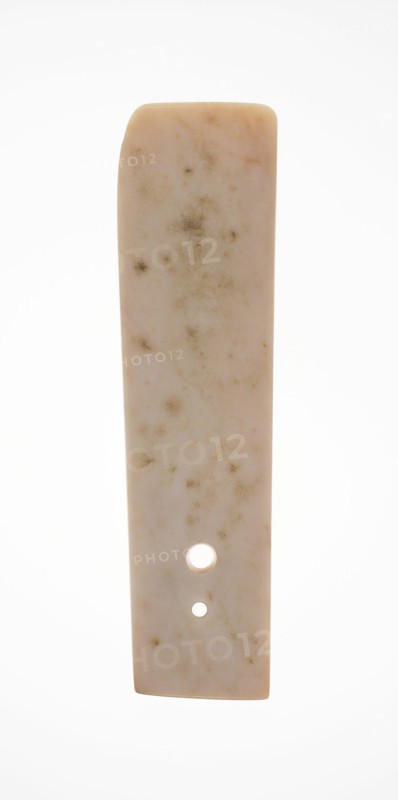 Hoe Blade, Neolithic period, (3rd/2nd millennium B.C.), or early Shang dynasty (c. 1600/1045 B.C.).