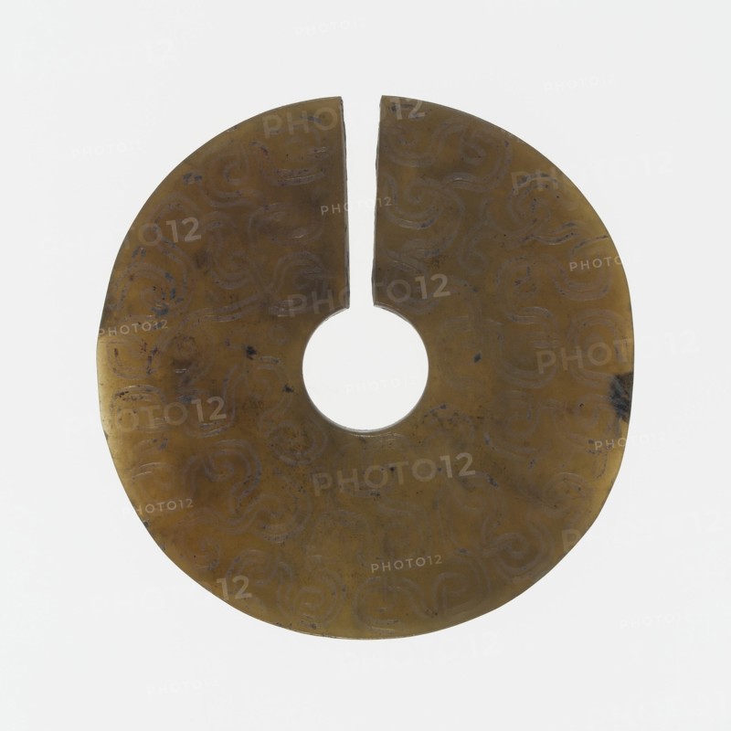 Slit Disc (jue), Eastern Zhou period, 7th century B.C.
