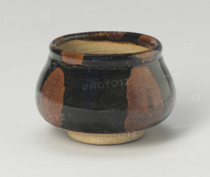 Small Wide-Mouthed Jar, Northern Song (960-1127) or Jin dynasty (1115-1234), c. 12th century.