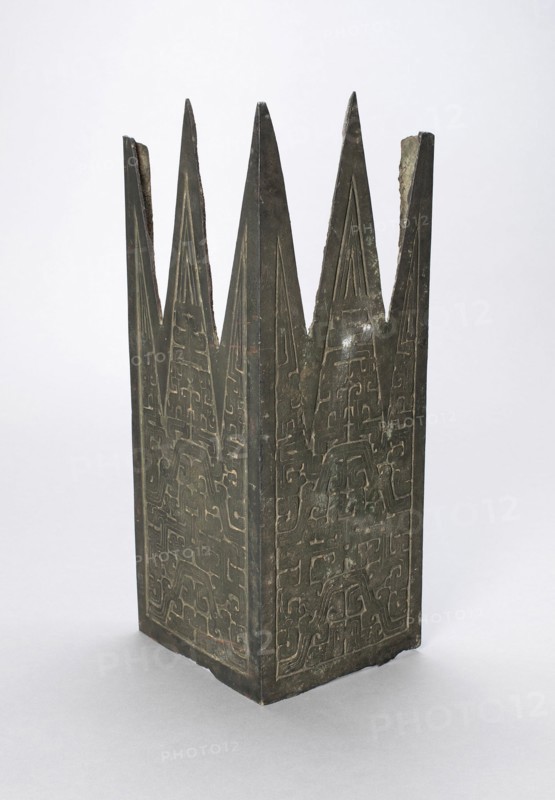 Architectural Fitting (Gong), Eastern Zhou dynasty, Spring and Autumn period (770-481 B.C.), 7th century B.C.