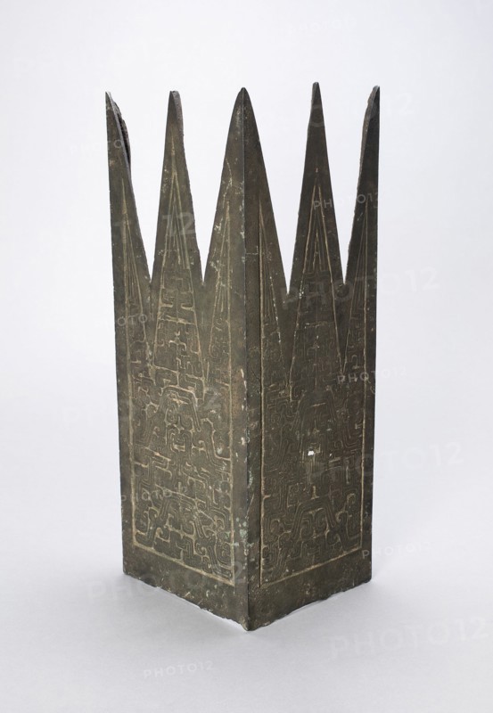 Architectural Fitting (Gong), Eastern Zhou dynasty, Spring and Autumn period (770-481 B.C.), 7th century B.C.
