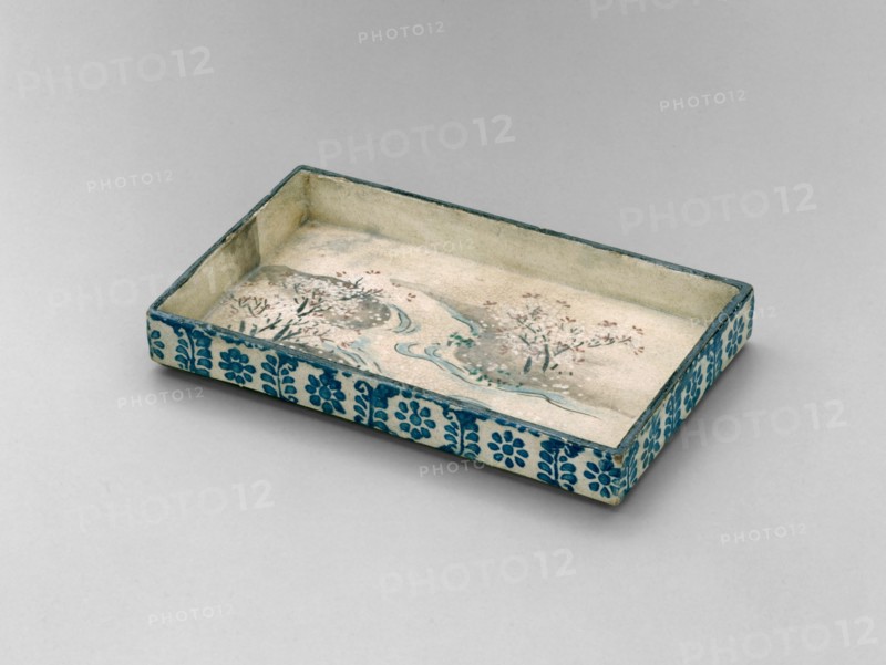 Dish with Design of Landscape with Blossoming Trees, Edo period (1610-1898); Narutaki period (1699-1712).