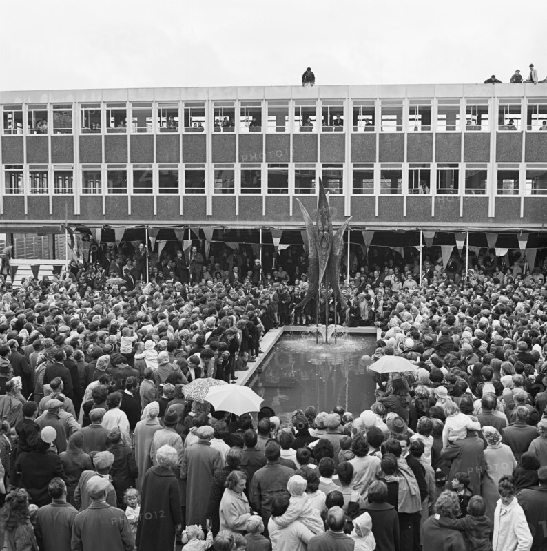 Yate Shopping Centre, Yate, South Gloucestershire, 25/09/1965. Creator: John Laing plc.