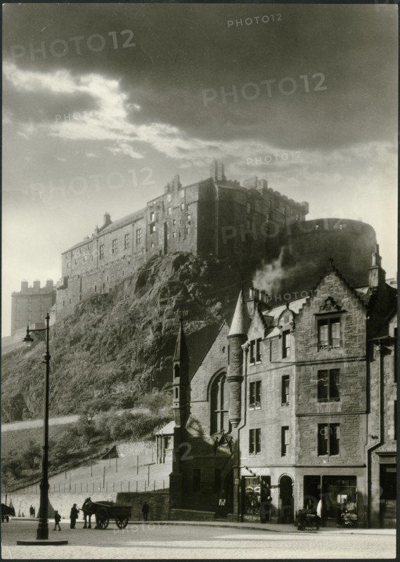Edinburgh Castle, Edinburgh, Scotland, 1920-1935. Creator: J Dixon Scott.