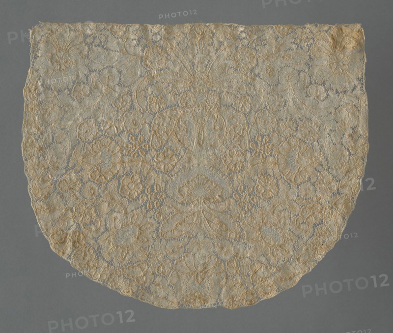 Cap Crown, Brussels, 1725/45. Creator: Unknown.