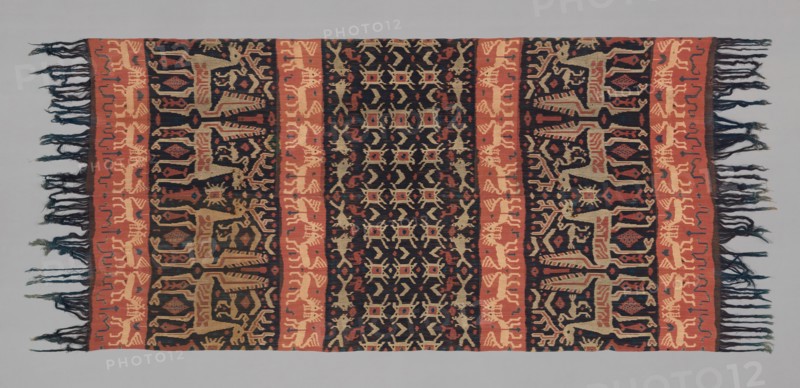Man's Hinggi Cloth (Warp-Ikat Mantle), Indonesia, 19th century. Creator: Unknown.