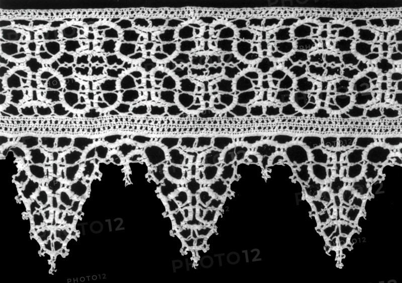 Border, Italy, 1850/1900 (based on pattern from first half of 17th century). Creator: Unknown.