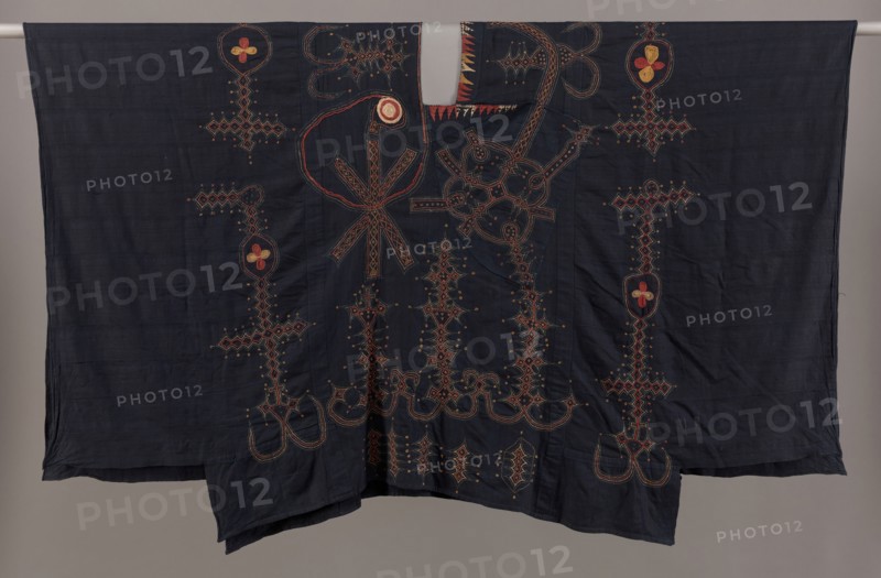 Robe (Boubou Lomasa), Senegal, Late 19th century. Creator: Unknown.