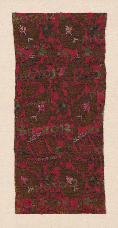 Textile Fragment with the Nasrid Coat of Arms, Spain, Nasrid Dynasty (1232-1492), c. 1400. Creator: Unknown.