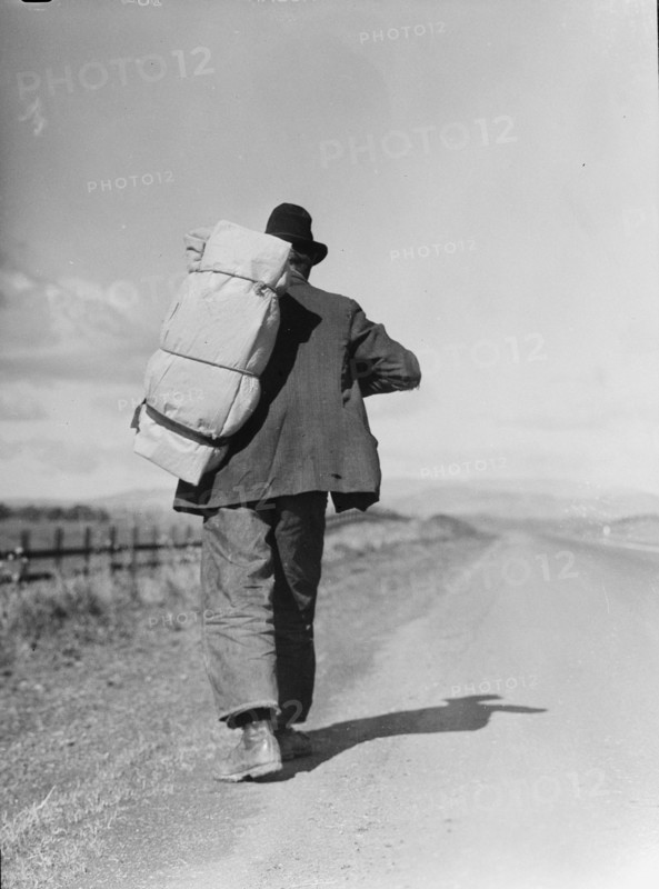 Migrant worker on California highway, 1935. Creator: Dorothea Lange.