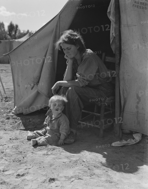 Eighteen year-old mother from Oklahoma, now a California migrant, 1937. Creator: Dorothea Lange.
