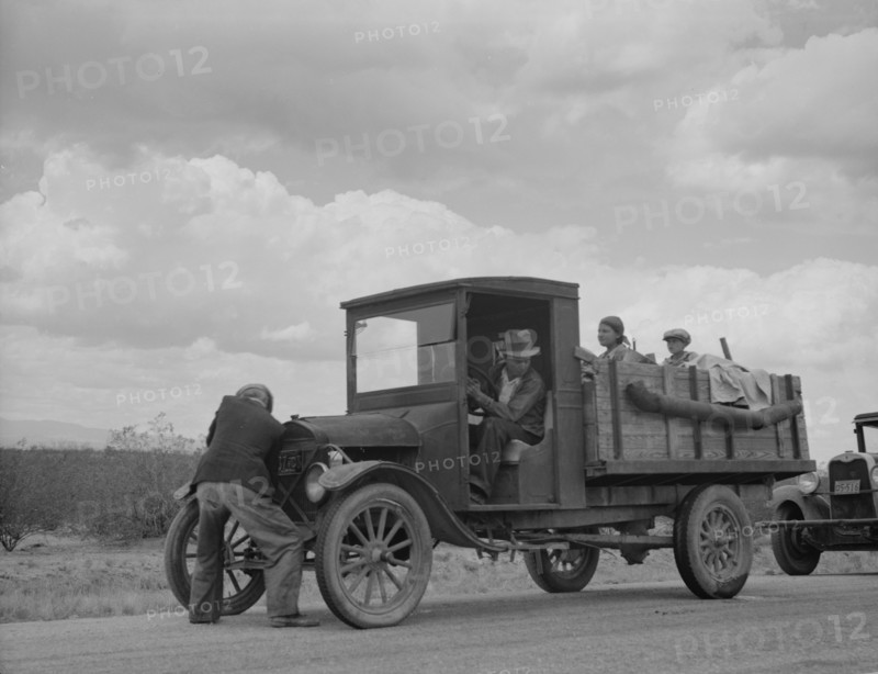 Oklahoma drought refugees stalled on highway near Lordsburg, New Mexico, 1937. Creator: Dorothea Lange.