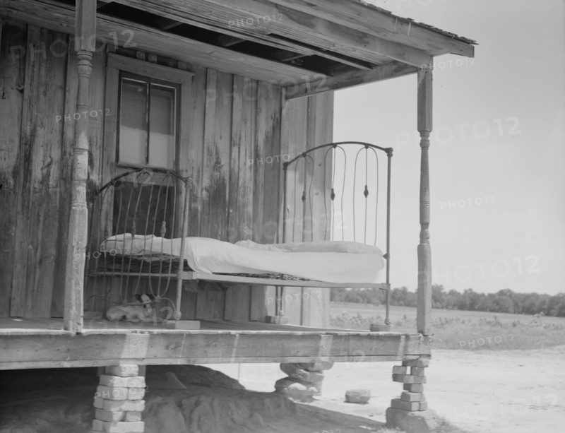 Home of white tenant farmer family, Newport, Oklahoma, 1937. Creator: Dorothea Lange.