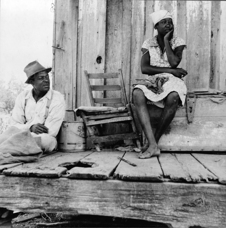 Negro sharecropper and wife, Mississippi, 1937. Creator: Dorothea Lange.