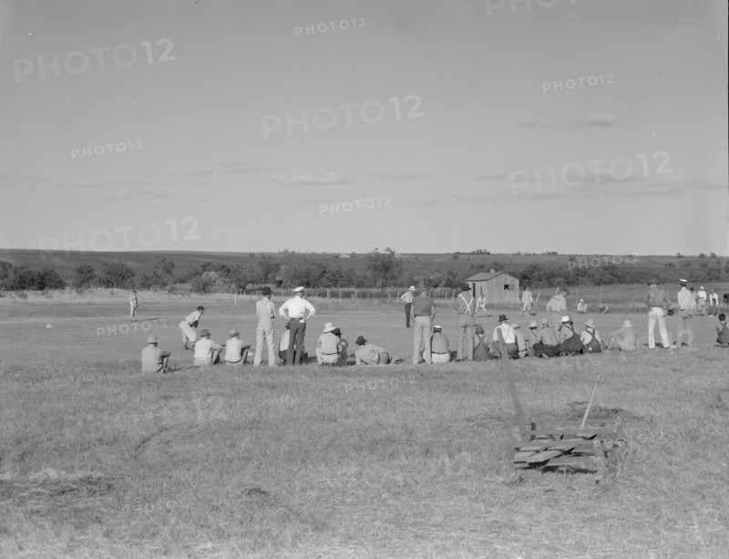 Baseball, Sunday afternoon - Rice vs. Perry, Texas, 1937. Creator: Dorothea Lange.