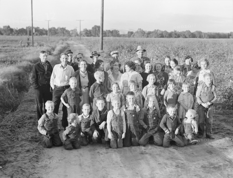Ten families established by the FSA on the Mineral King Cooperative Farm, Tulare County, CA, 1938. Creator: Dorothea Lange.