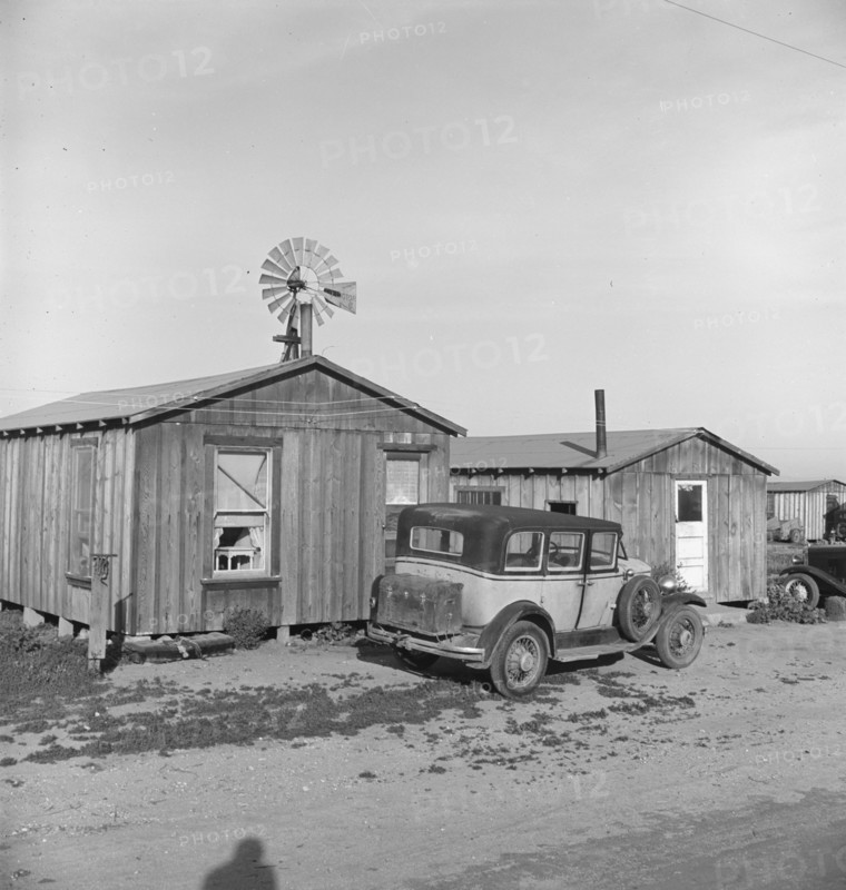Cabins which rent for ten dollars a month, Greenfield, Salinas Valley, California, 1939. Creator: Dorothea Lange.