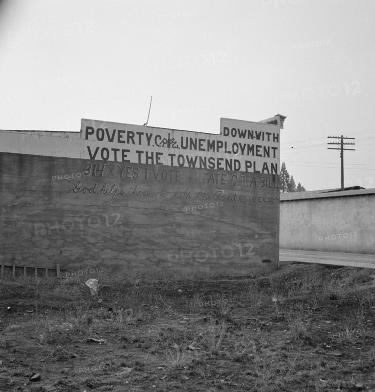 'Panaceas for poor people', Salem, Oregon, 1939. Creator: Dorothea Lange.