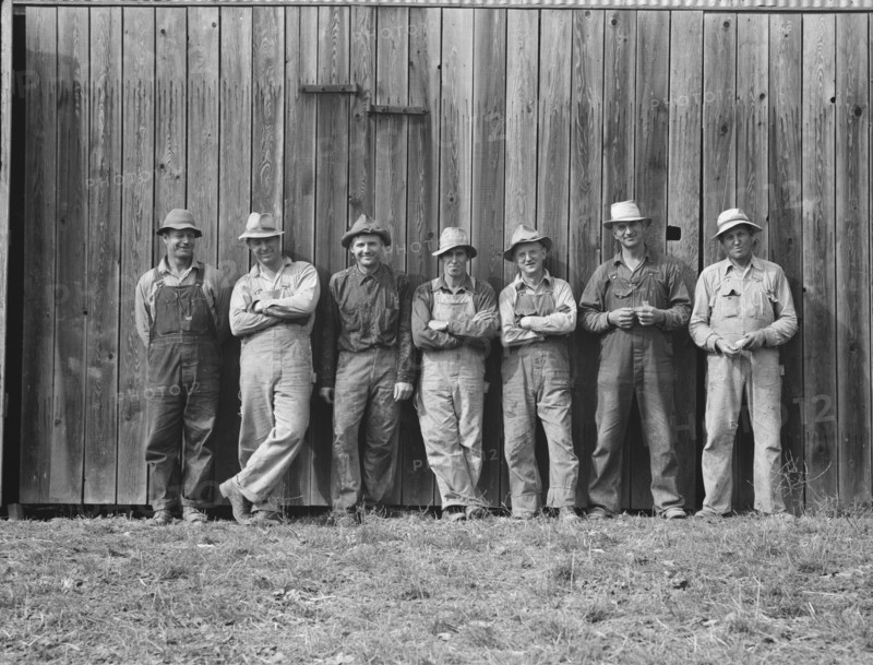 Here are the farmers who have bought machin..., West Carlton, Yamhill County, Oregon, 1939 Creator: Dorothea Lange.