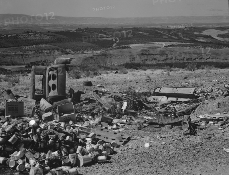 Possibly: The valley below seen from advertised "lookout point", Yakima Valley, Washington, 1939. Creator: Dorothea Lange.